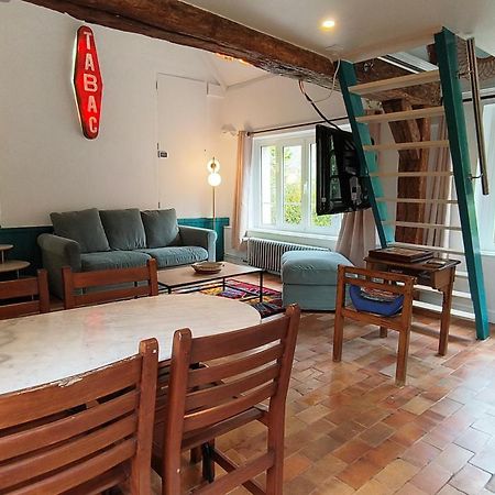 Le Grand Barrois Bed & Breakfast Crecy-la-Chapelle Bagian luar foto