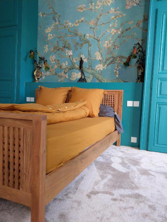 Le Grand Barrois Bed & Breakfast Crecy-la-Chapelle Bagian luar foto