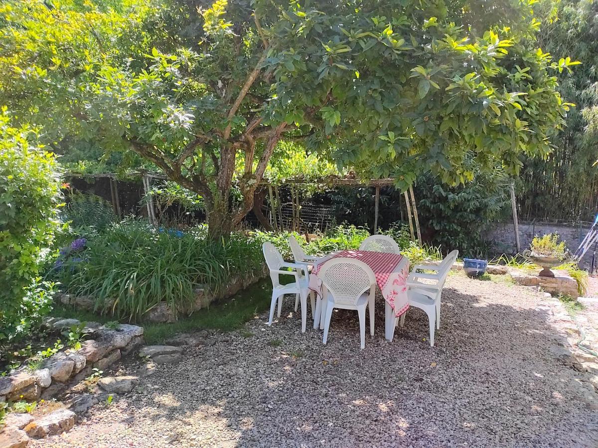 Le Grand Barrois Bed & Breakfast Crecy-la-Chapelle Bagian luar foto