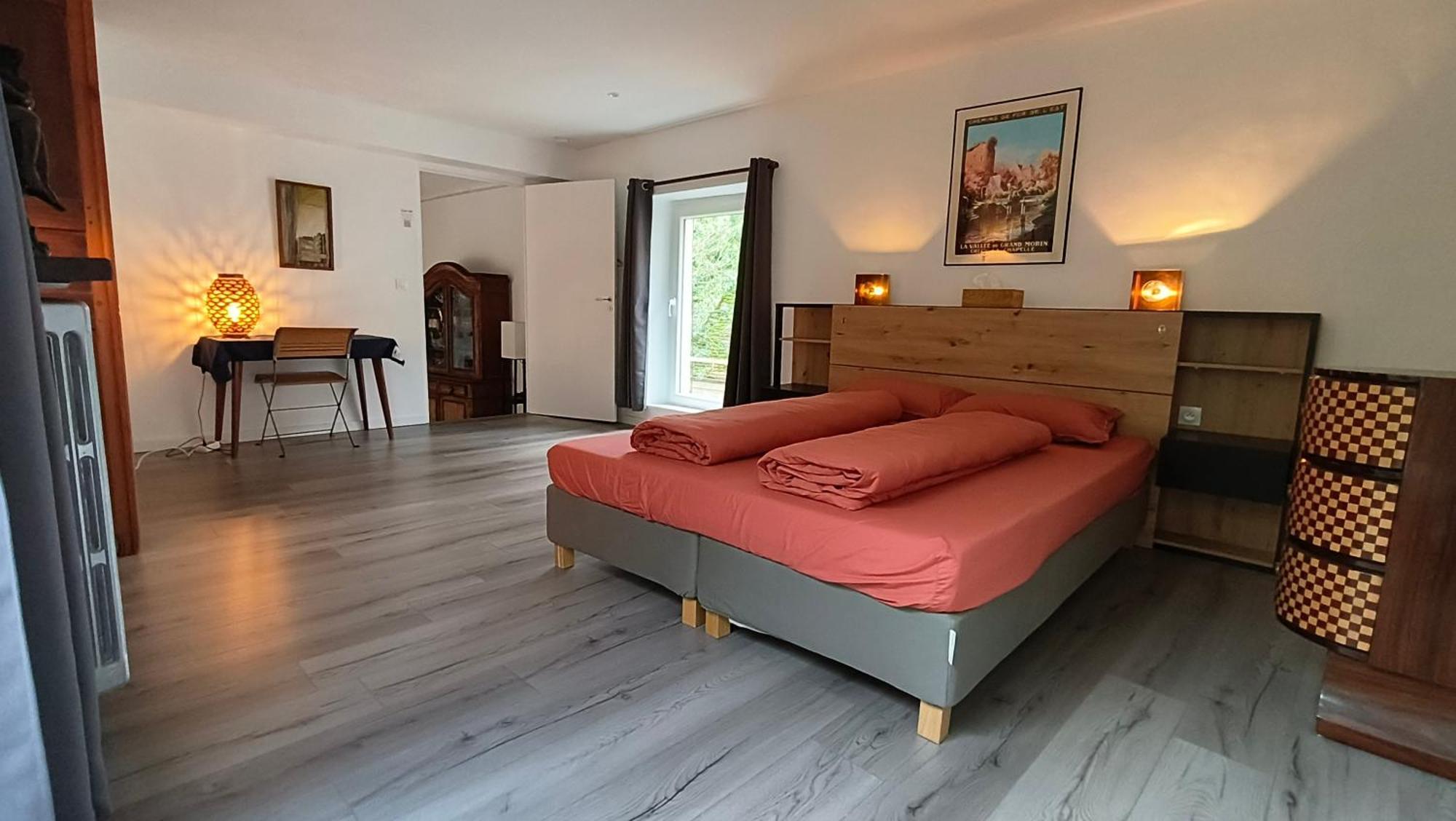 Le Grand Barrois Bed & Breakfast Crecy-la-Chapelle Bagian luar foto